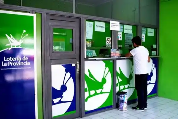 Kicillof permitirá la quiniela y las carreras de caballos