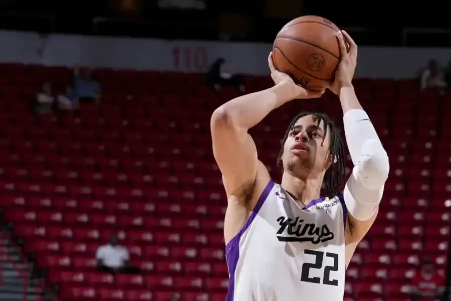 Un ex jugador de la NBA confesó haber estrangulado a una mujer