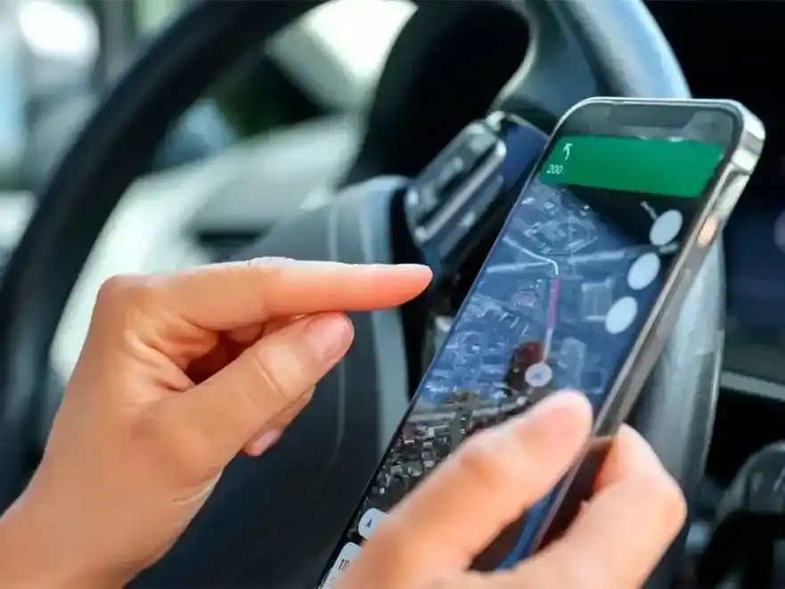 Google Maps suma alertas de radares en tiempo real para conductores en Argentina: paso a paso para activarlas