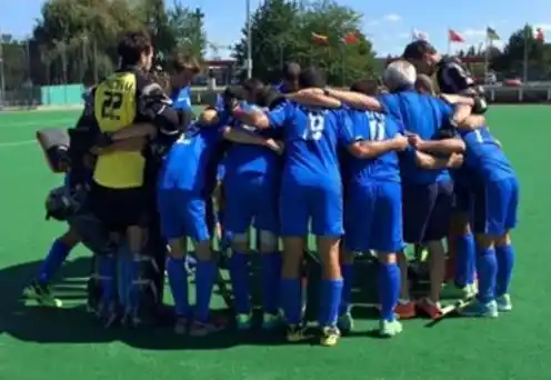 Tres goles de Nuñez en la victoria de Italia