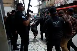 Río de Janeiro, en guerra: más de 60 muertos en la mayor operación de la historia contra el narcotráfico