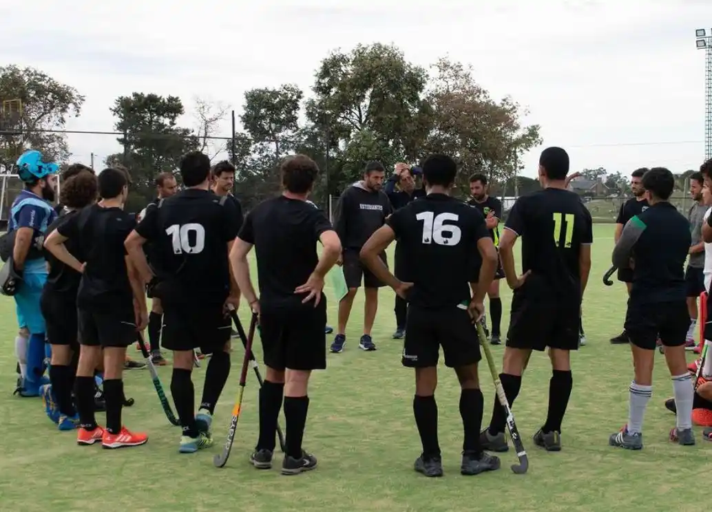 El seleccionado masculino ensayó en Uncas.