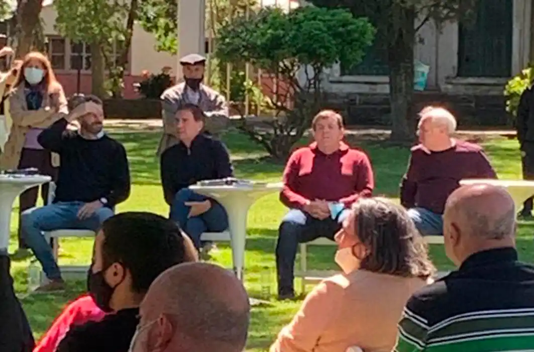 Santilli: "Los bonaerenses y los argentinos quieren un cambio de rumbo"