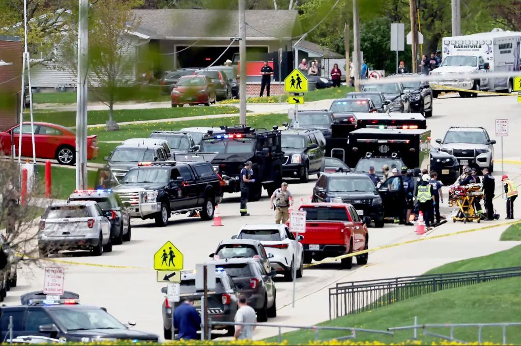 Estudiante muerto en una escuela de Wisconsin