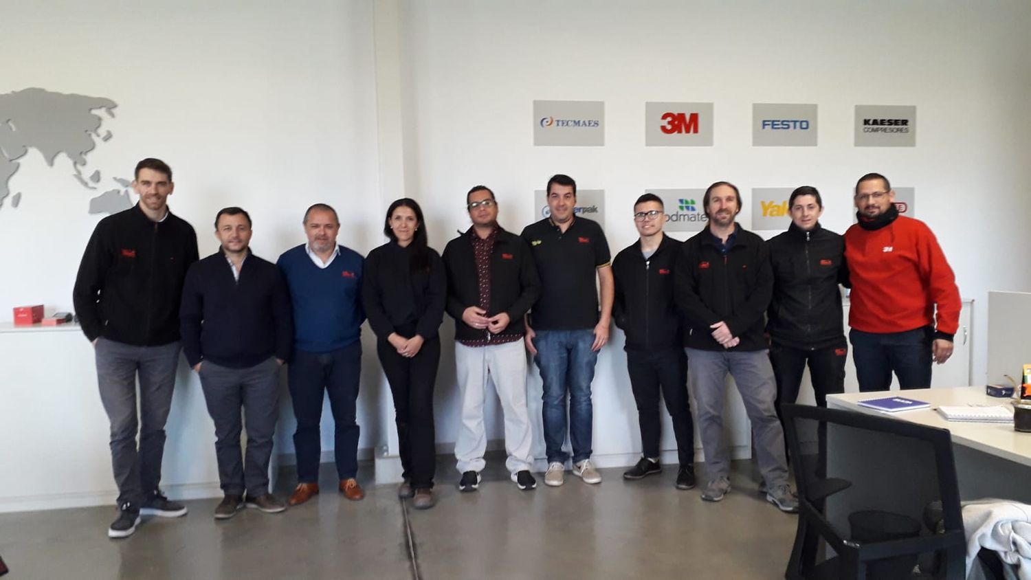 Lic. Cristian Ciancio Junto al Personal de Baci-