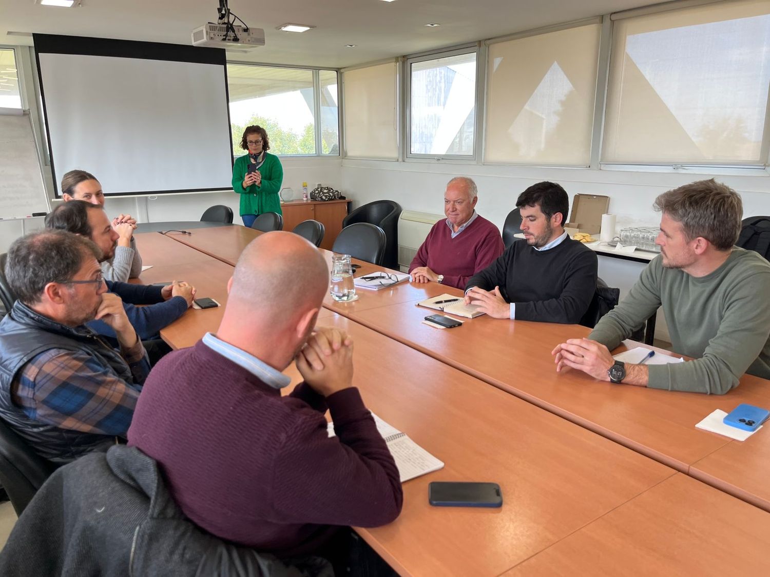Una de las reuniones de trabajo se llevó adelante en el Parque Industrial La Victoria.