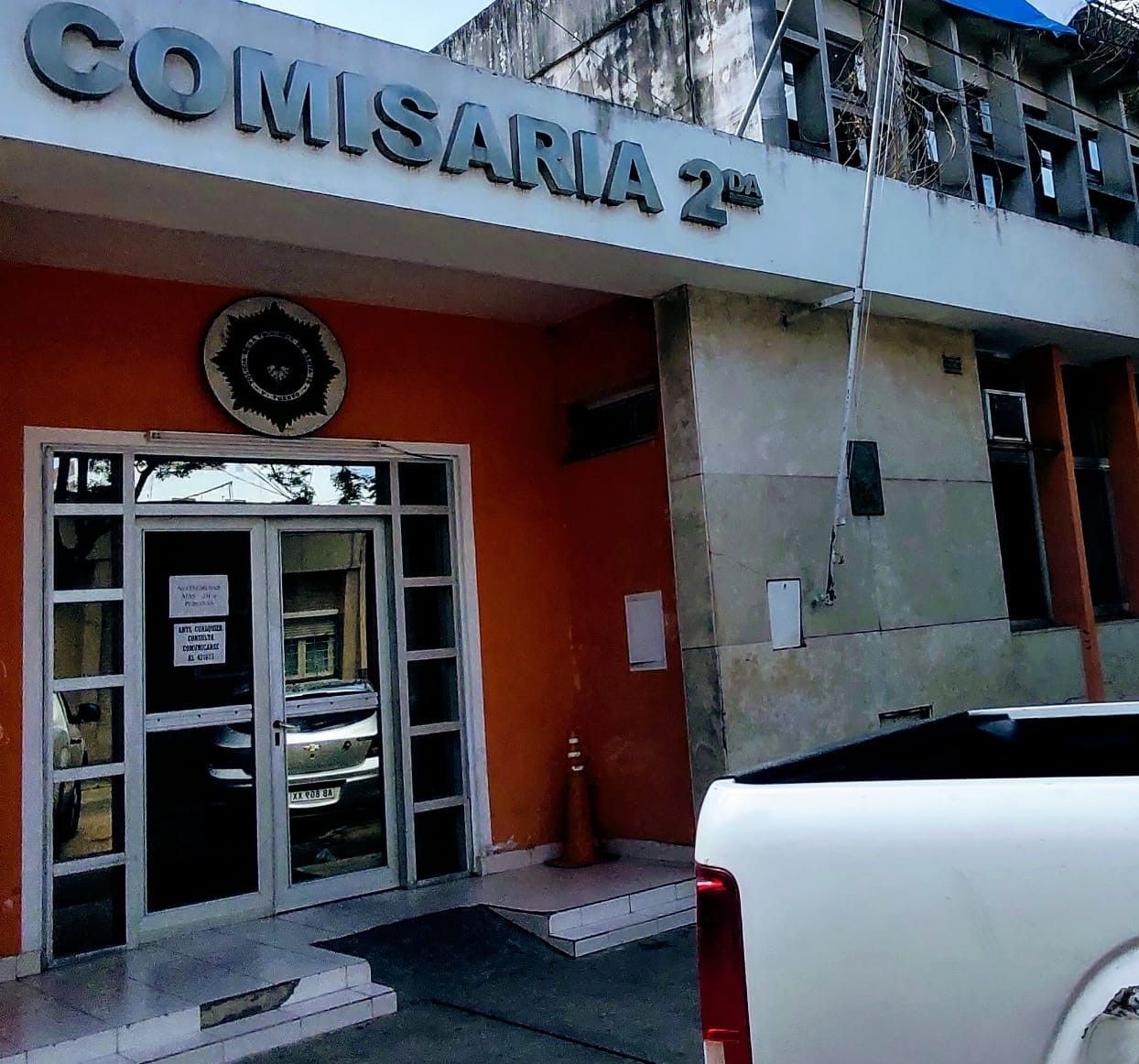 Buscan a una adolescente de 16 años que se ausentó de su hogar.