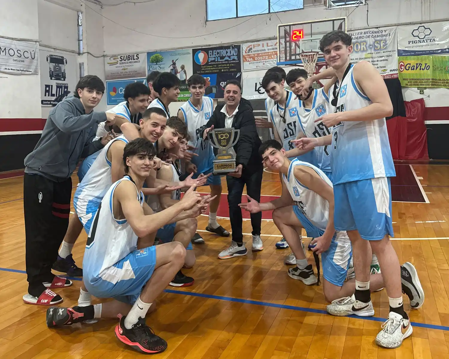 Los “pibes” U17 triunfaron en Oliva