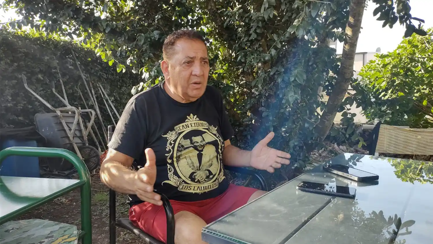 La intimidad de Luis D'Elia: Luego de salir de la cárcel, de vacaciones en Gualeguaychú