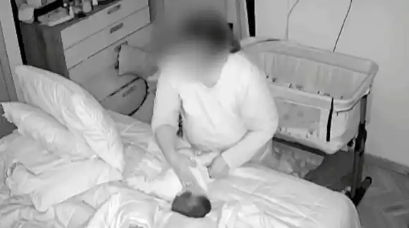 “Casi me lo mata”: descubrieron a una niñera maltratando a un bebé de 7 meses por las cámaras de seguridad