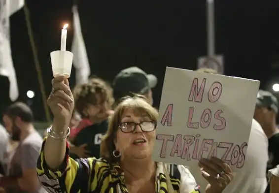 El Defensor del Pueblo dijo que pagar tarifas en cuotas “no beneficia al usuario” 