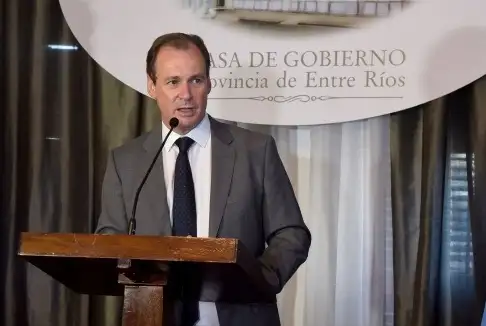 Bordet reiteró "voluntad de diálogo" y aseguró que el paro es "excesivo"