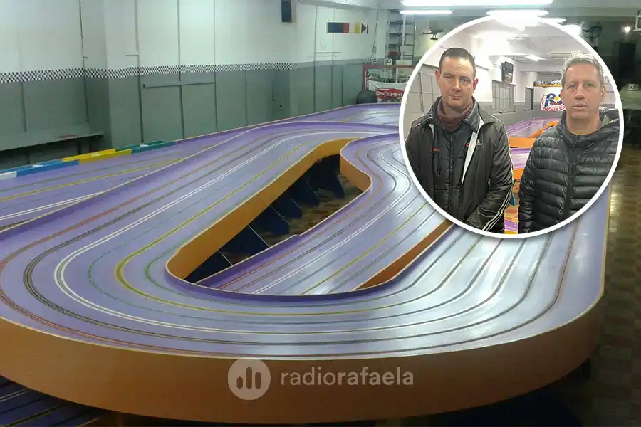 Integrantes de la Subcomisión de Automodelismo del 9 de Julio