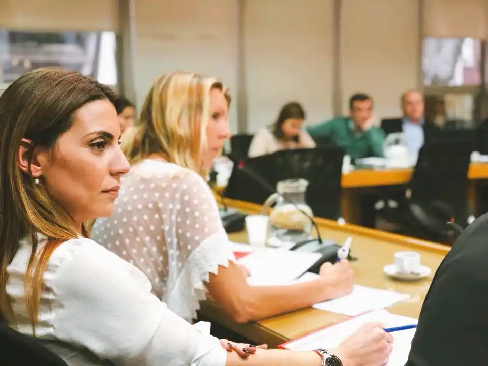 La diputada Yanina Gayol salió al cruce de su par en el senado, Alfredo De Ángeli