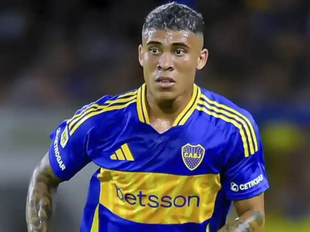 Ayrton Costa volvió a entrenar y se perfila para el clásico ante Racing