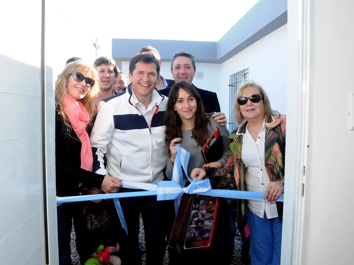 Arroyito/ Cravero entregó la vivienda número 226 (volanta) 