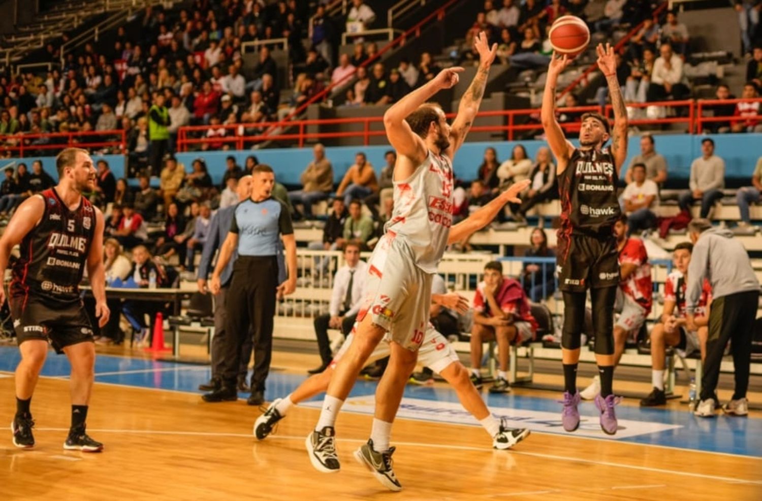 Quilmes cumplió y se quedó con el primer duelo de playoffs