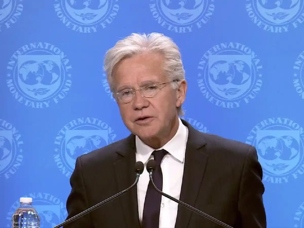 El FMI respaldó la eliminación de la "zona de no intervención" cambiaria