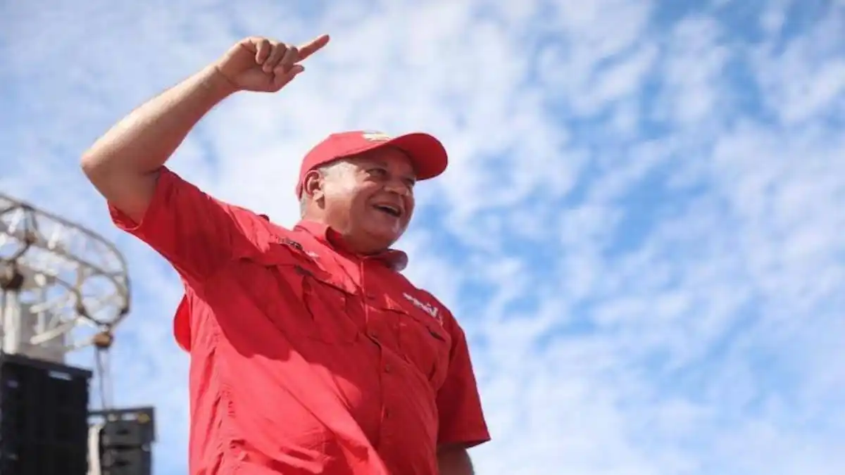 ¿SE RETIRÓ DE LA POLÍTICA? Diosdado se dedica ahora a la agricultura, véalo y lo creerá (VIDEO)