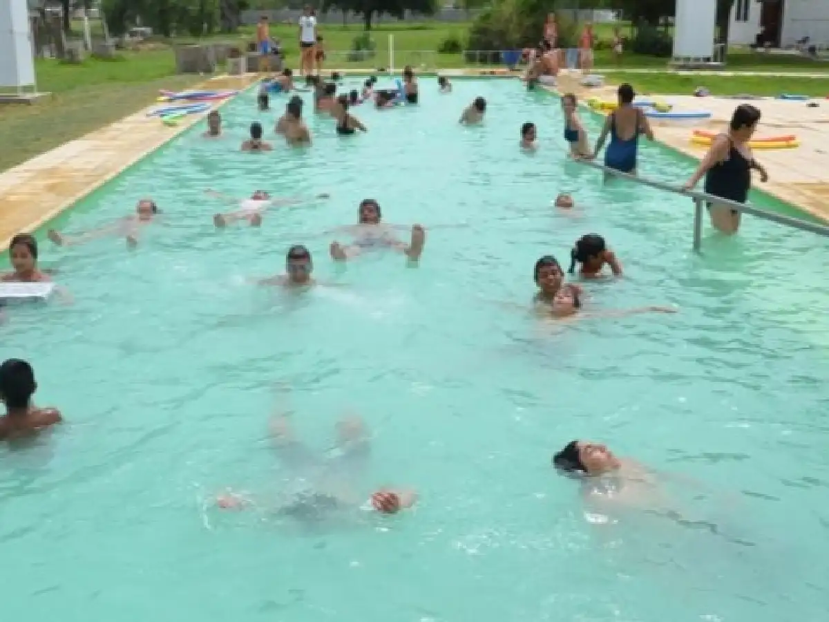 Todo liso para comenzar las actividades de verano en el Polideportivo Municipal