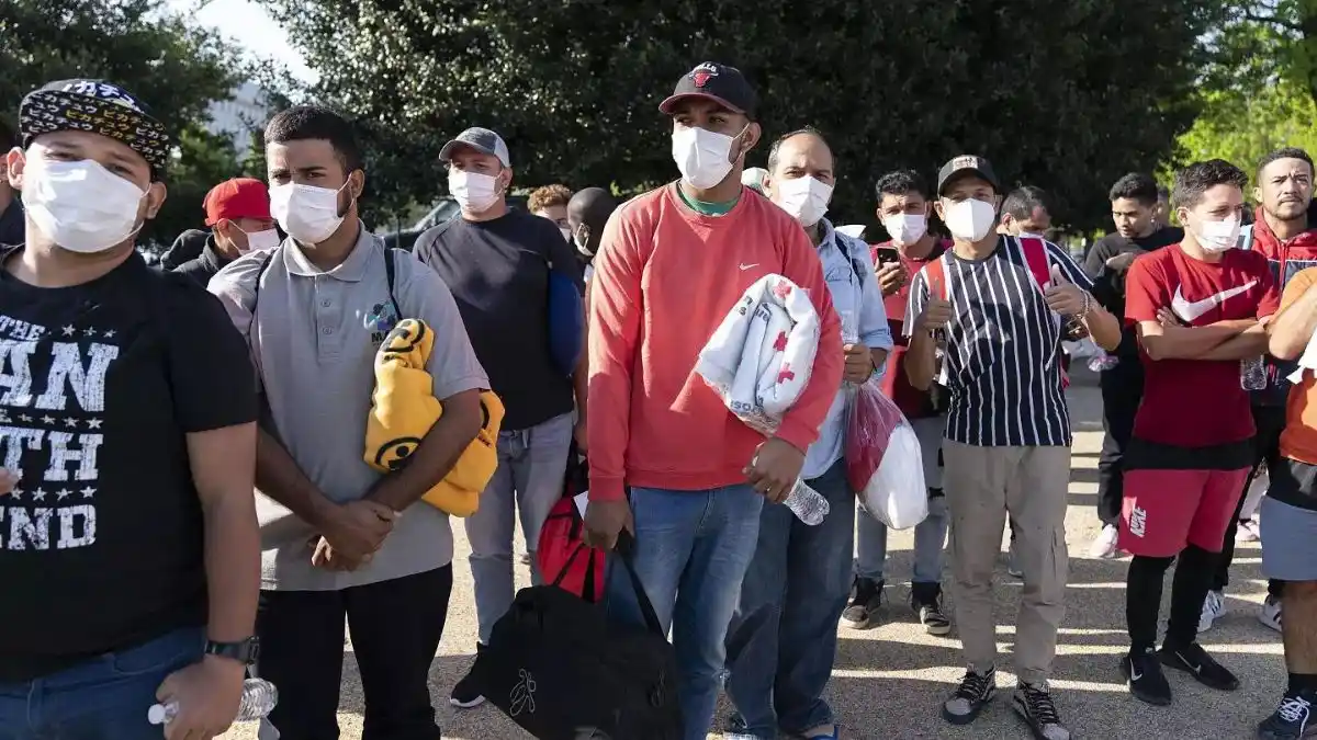 ¡HAY VENEZOLANOS! Al menos 13.600 migrantes indocumentados han llegado a Nueva York