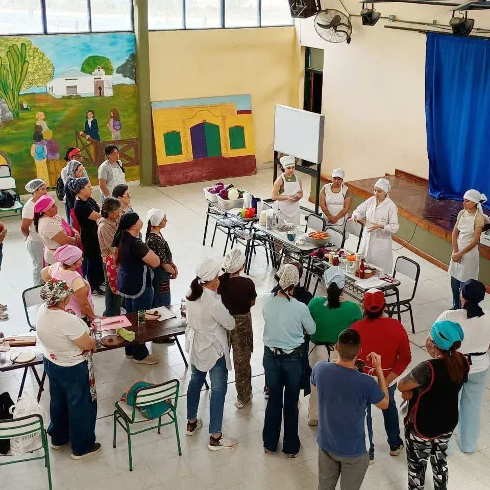 Talleres sobre seguridad alimentaria reunieron a vecinos de Concordia y la zona