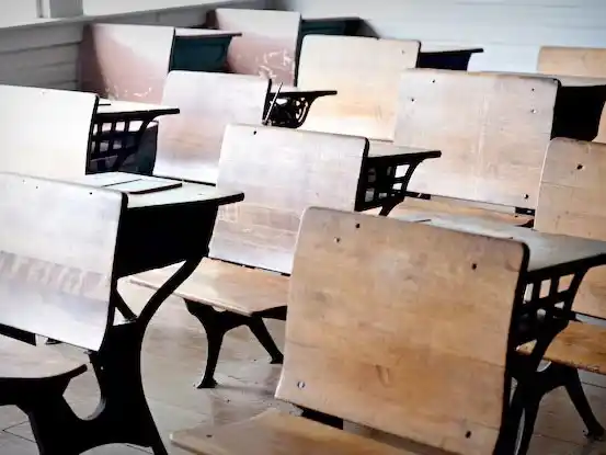 El CGE dispuso que habrá descuentos a quienes no dicten clases