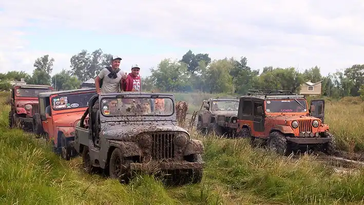A puro barro y camaradería: Gualeguay vive el 8º Encuentro Nacional de Jeeperos