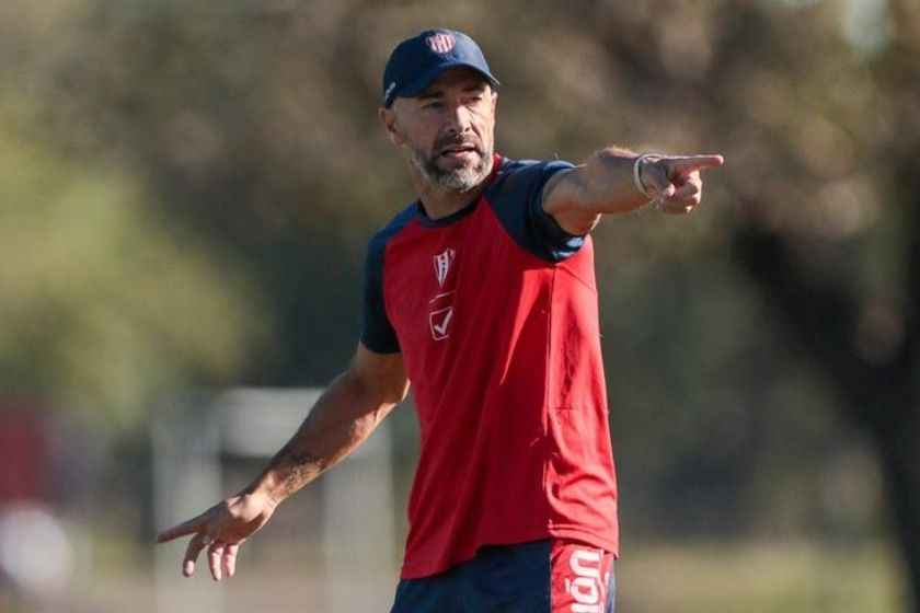 Cristian "Kily" González dejará de ser el entrenador de Unión