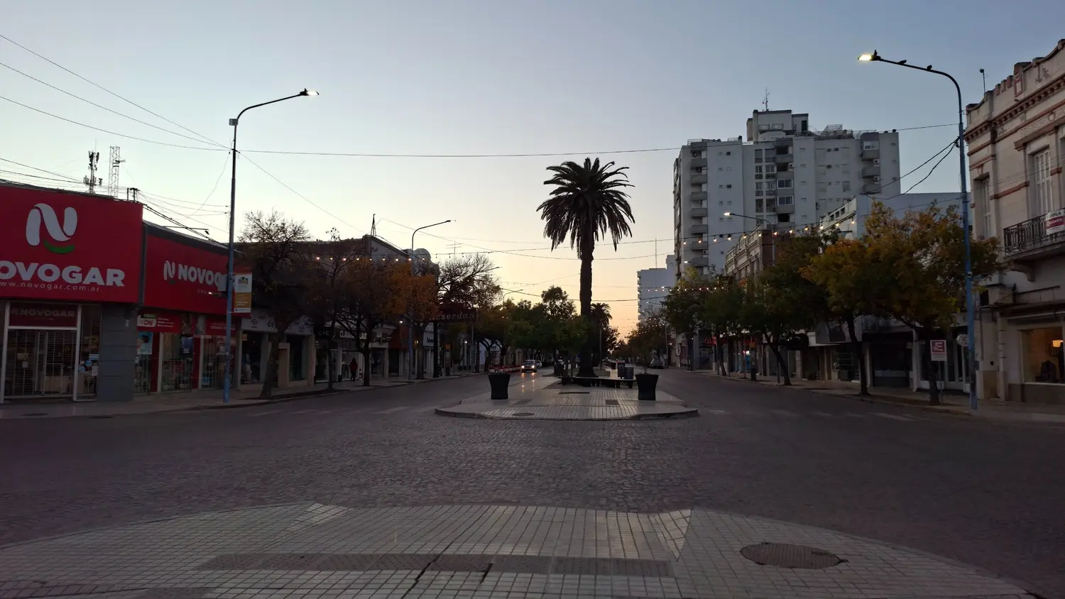 Viento sur y baja temperatura, una mañana bien otoñal en Rafaela