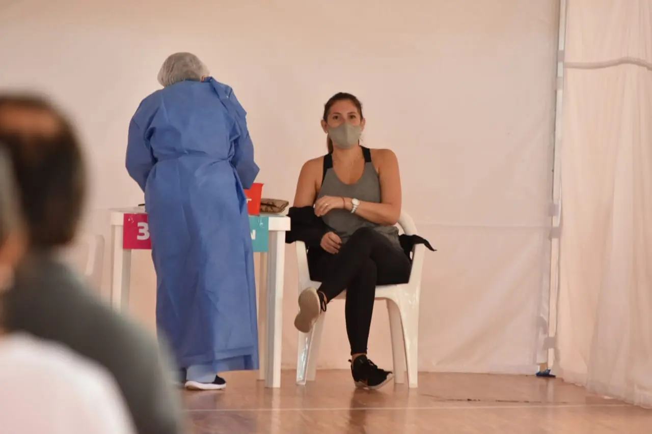 Vacunación contra el coronavirus: para cuándo serán reprogramados los turnos cancelados el viernes 12