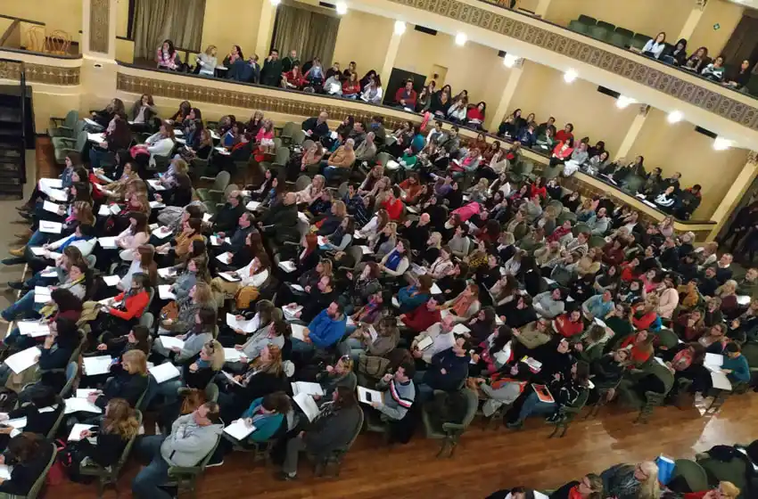 Más de 400 maestros participaron de las capacitaciones a docentes municipales