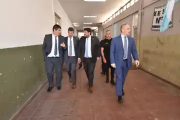 Jueces y autoridades provinciales recorrieron obras en la Cárcel de Batán