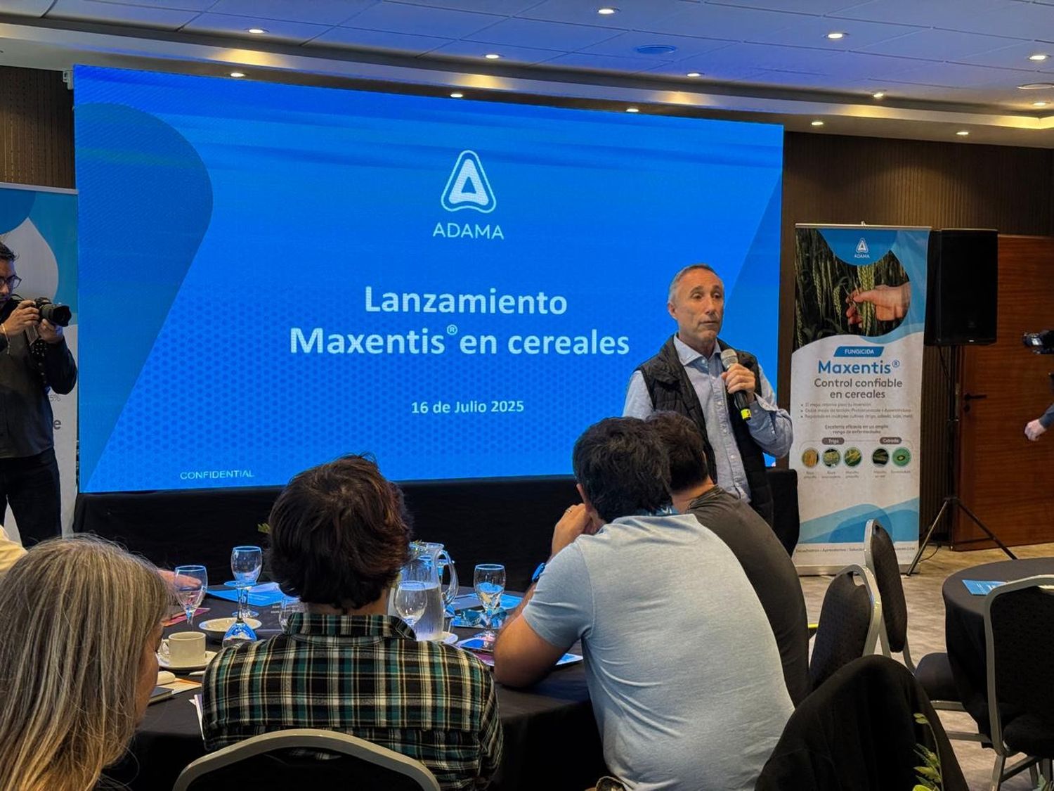 adama maxentis 16-07-25 - 3