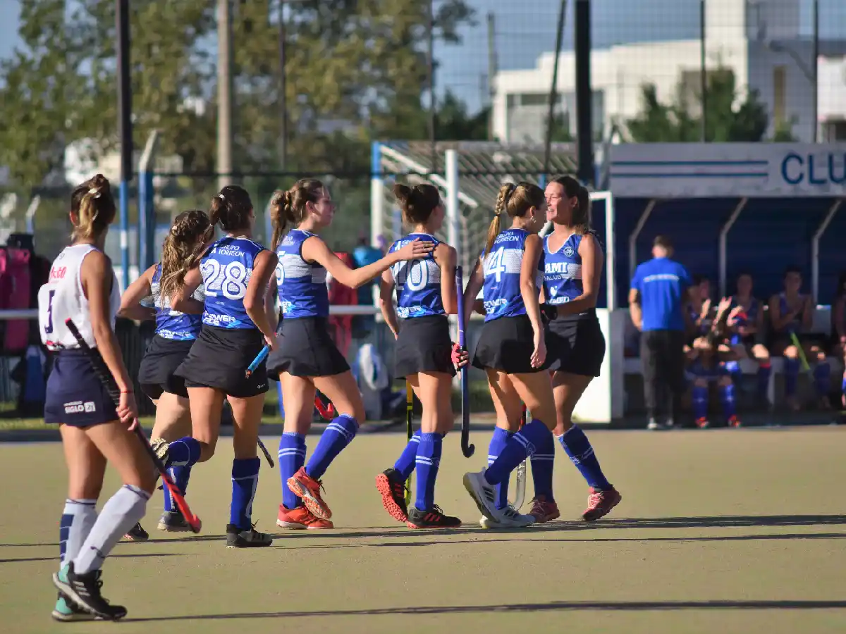 Las “pingüinas” reciben a Talleres