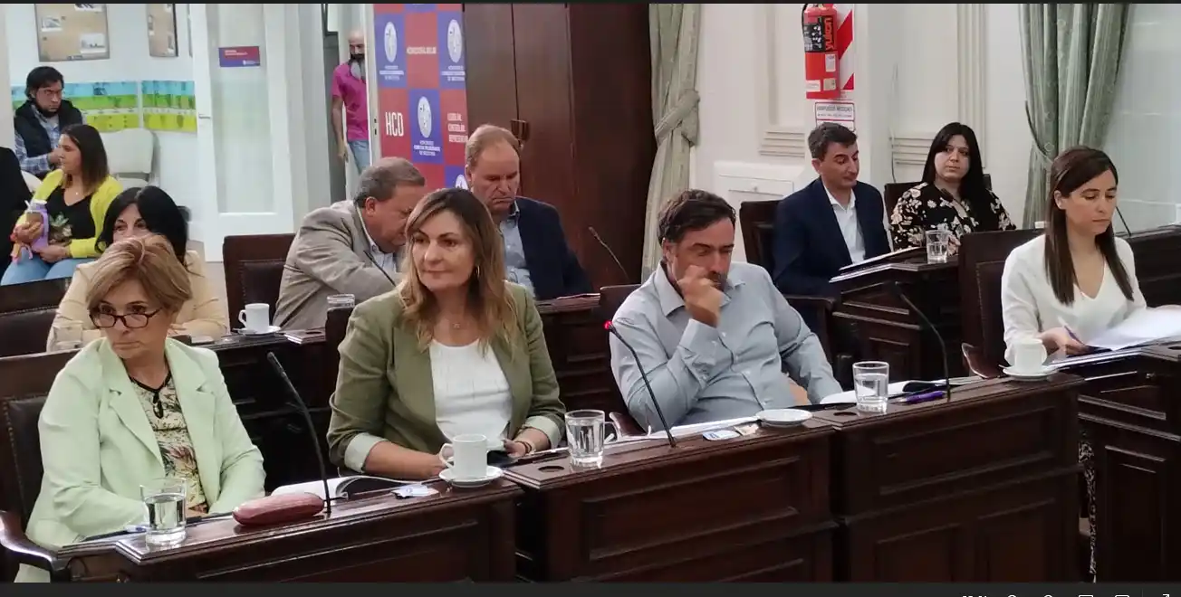 Concejo. Con pocos temas, se realizó la sesión