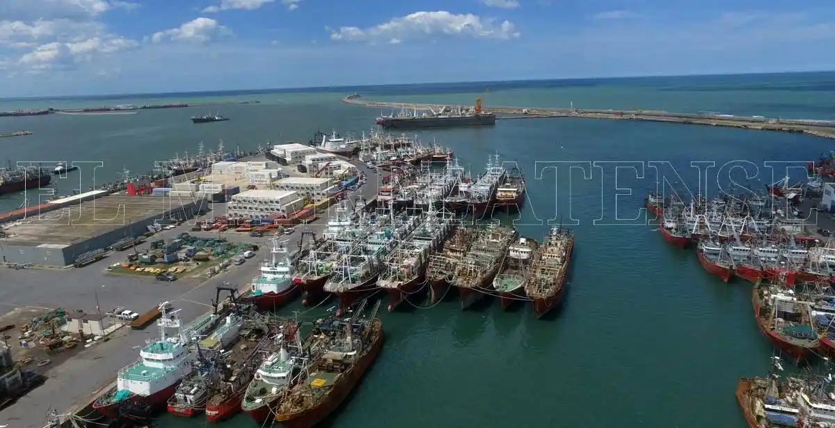 Después de 15 años, el Puerto local está operativo las 24 horas