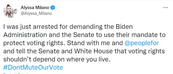 El mensaje de Alyssa Milano en Twitter para sus seguidores. 