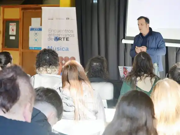 Difunden los servicios de AMA, una plataforma pública de distribución digital de música argentina