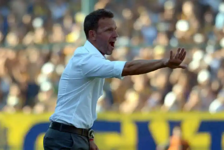 Bernardi es el nuevo técnico de Estudiantes