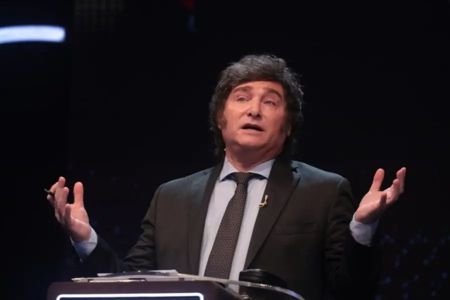 La primera reacción de Milei tras debate: denunció a los "tosedores" de Massa y aseguró que se sintió "muy cómodo"