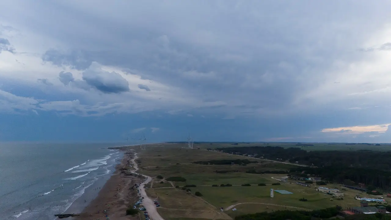 Frente frío y posibles lluvias