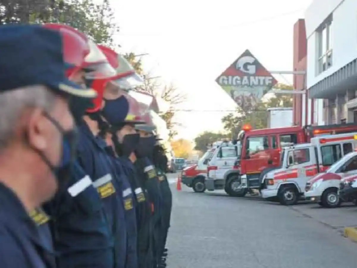  Hoy se llevan a cabo los actos  por el 85º aniversario de la  Sociedad Bomberos Voluntarios