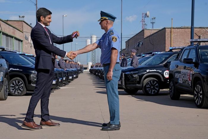 Pullaro a las fuerzas de seguridad: “Lograron algo que parecía impensado en la provincia y en Argentina, que es reducir los niveles de delito y de violencia” - 1