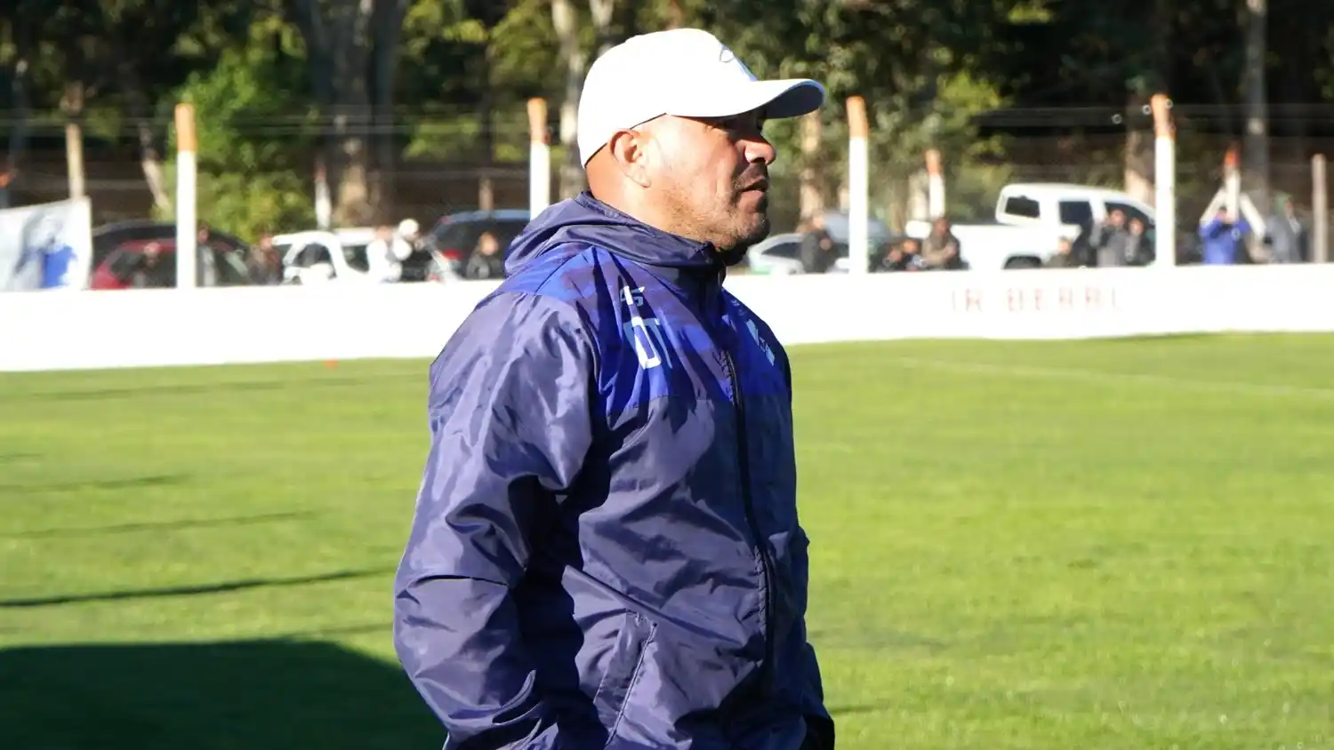 Jorge Sotelo fue reafirmado como entrenador de Independiente San Cayetano
