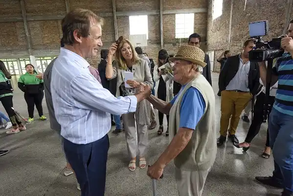 Bordet entregó un aporte de $ 1,2 millones por los daños en San Salvador