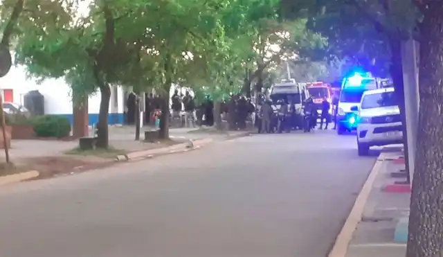 Motín en una comisaría de Ezeiza: mantuvieron de rehén a una mujer policía
