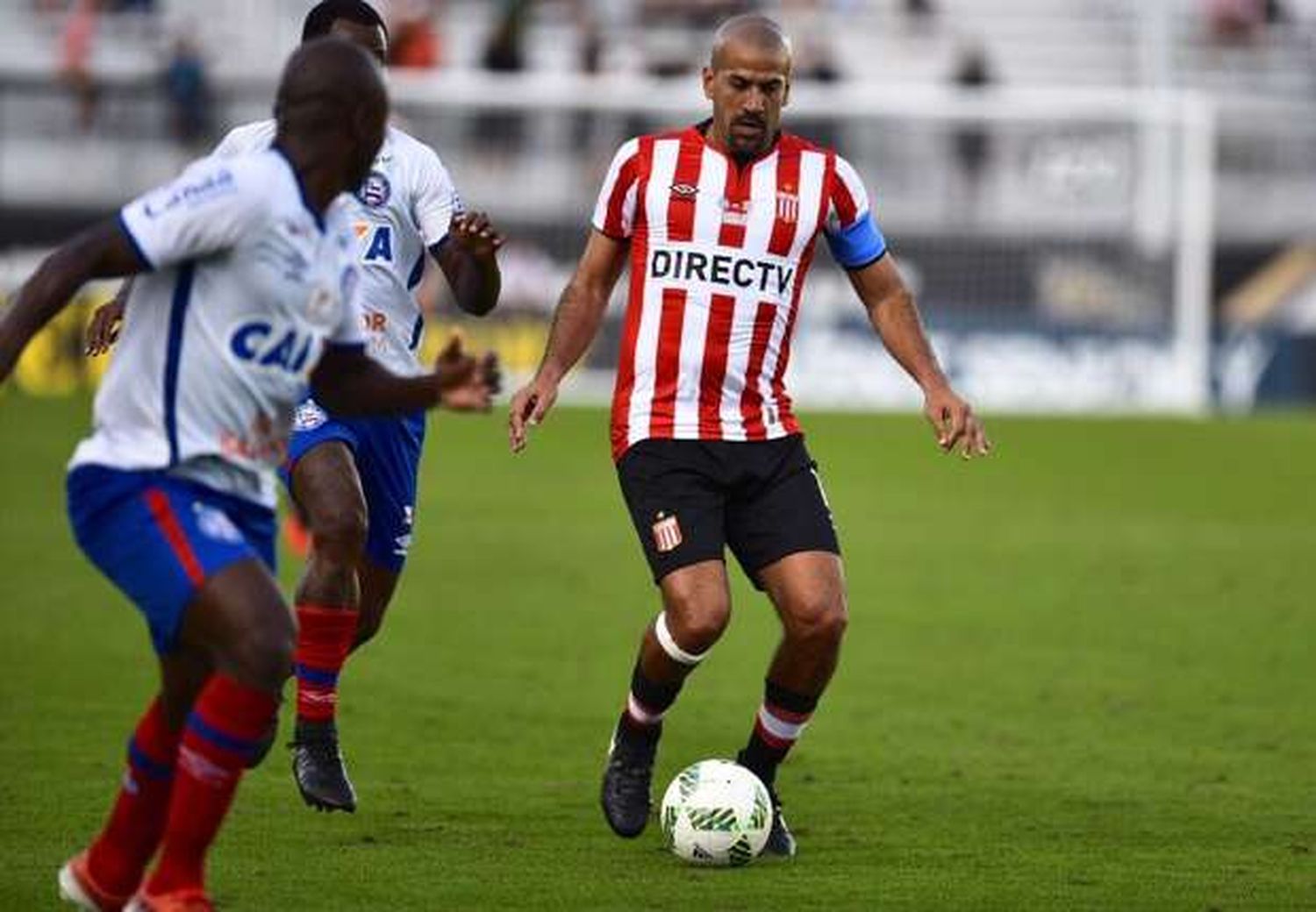 Con Verón en cancha, Estudiantes y San Lorenzo definen la Copa de Oro