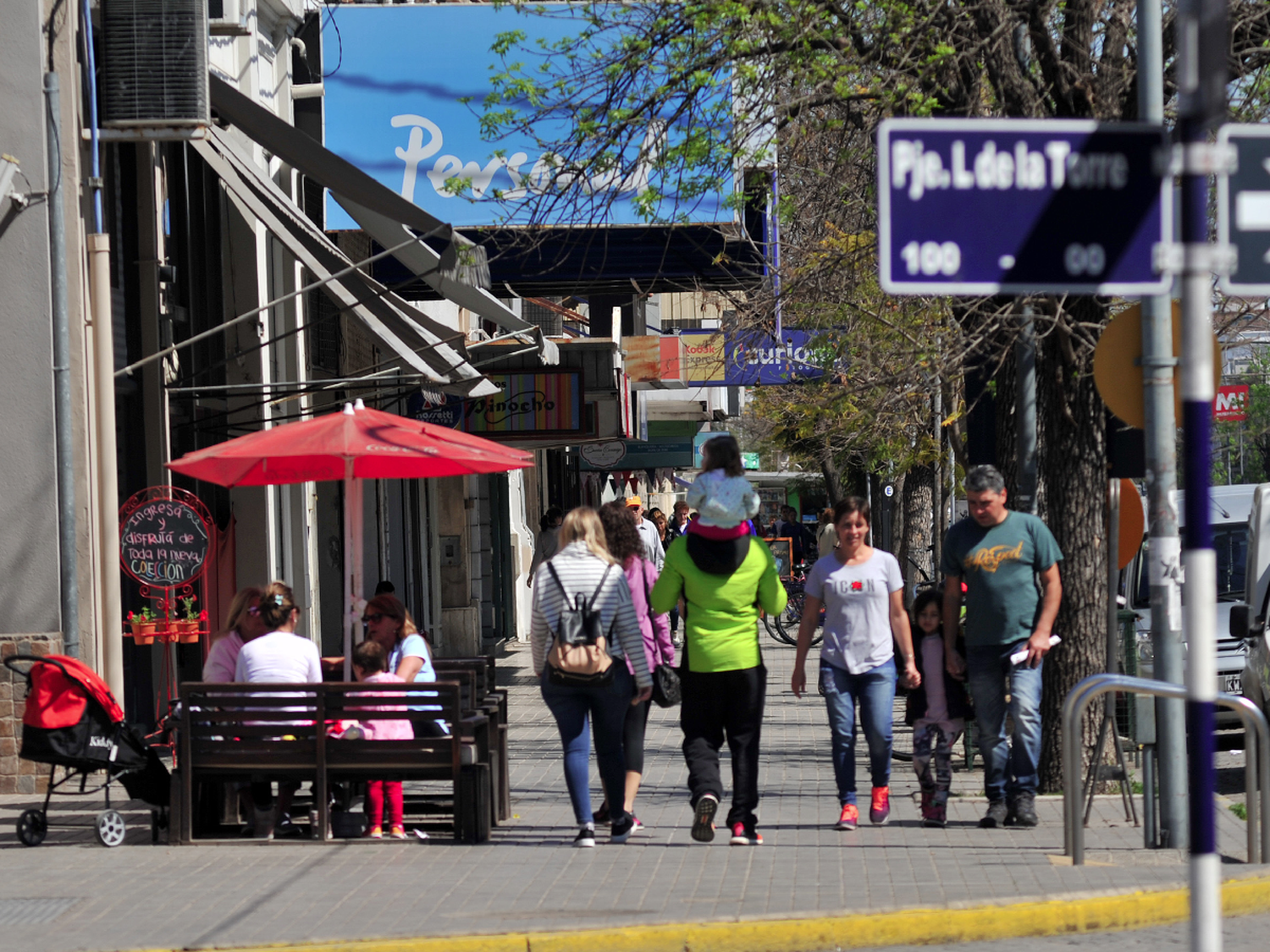 Comerciantes ratificaron su "rotundo rechazo" al paro de la CGT mañana lunes