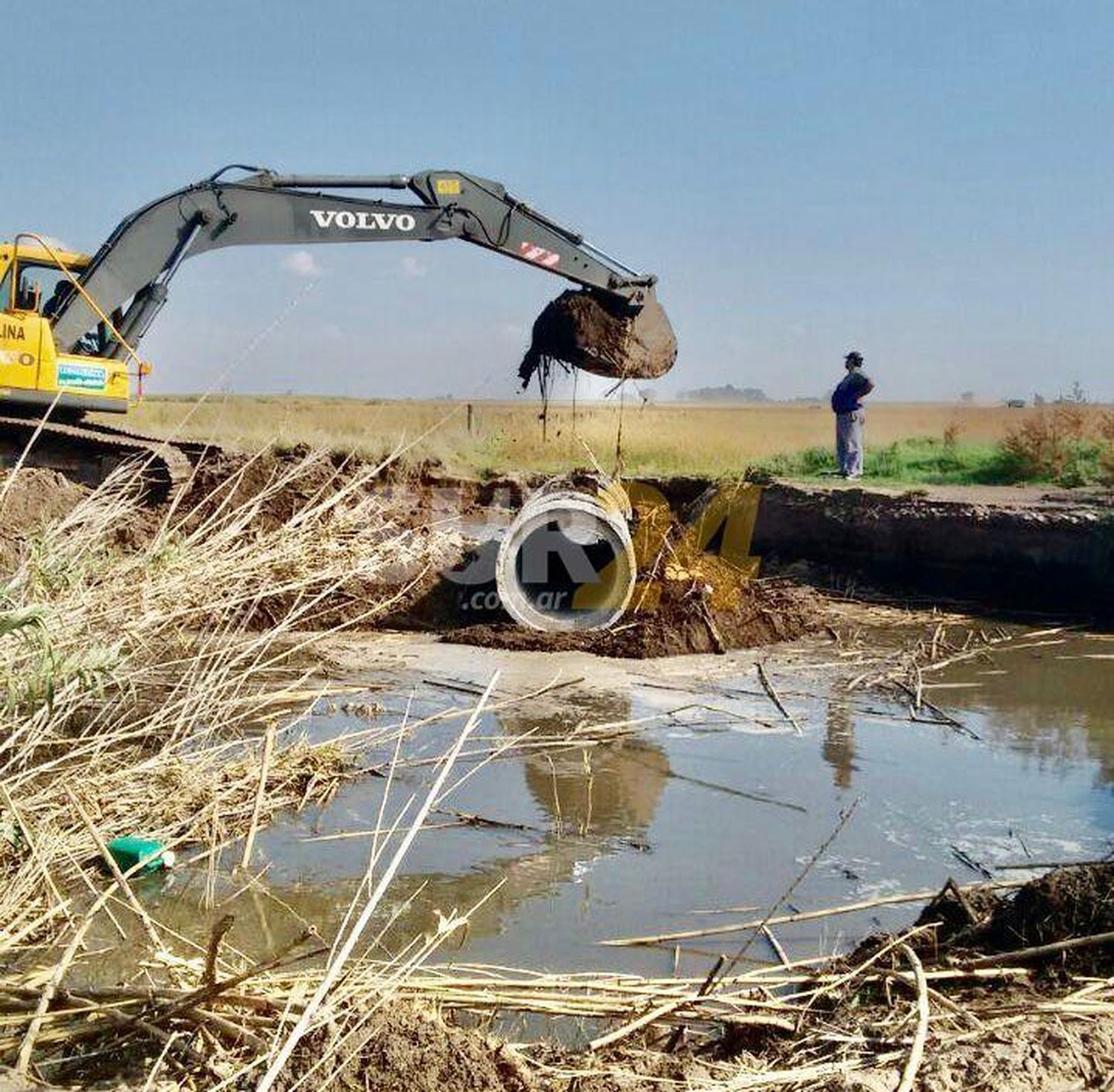 Enrico insiste en la urgencia de concretar la obra de defensa hídrica en Teodelina